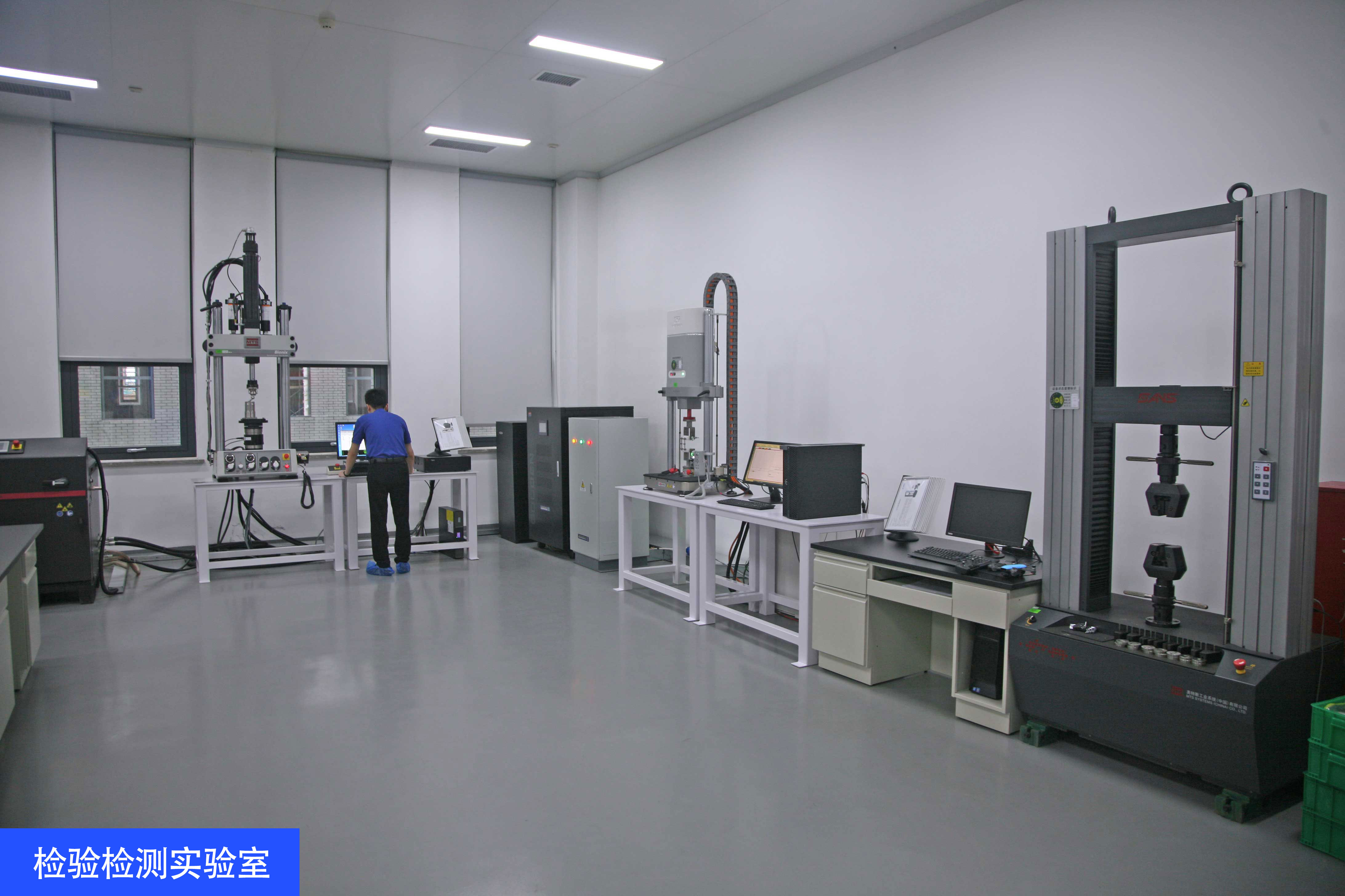 實(shí)驗(yàn)室5.jpg